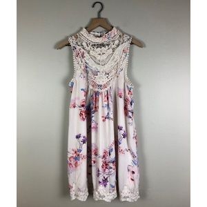 NEW Taylor & Sage Floral Crochet Dress Size Medium
